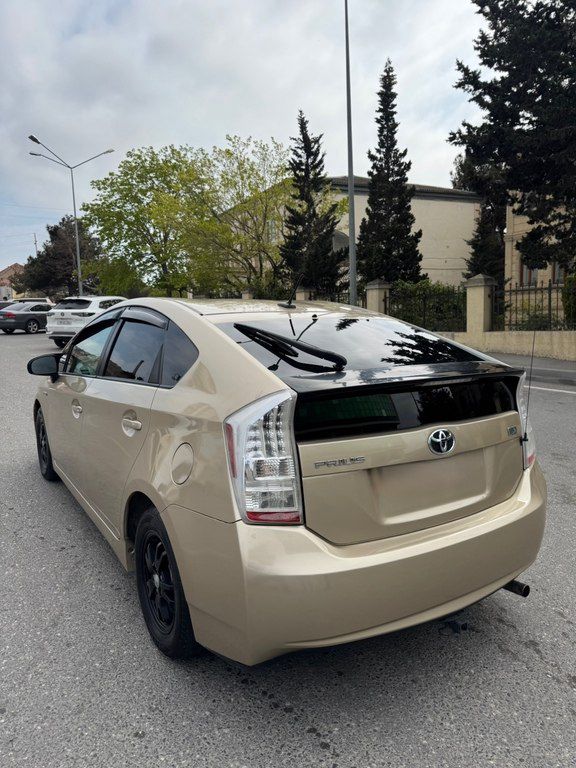 Toyota Prius, 1.8 L, 1.3 kWh, 2009 il, 446 000 km — Avtomobillər, Bakı (5)