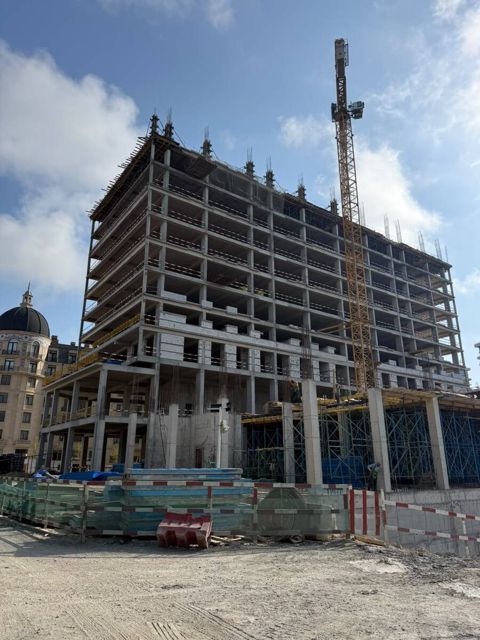 Satılır 4 otaqlı yeni tikili 246 m² — Bakı