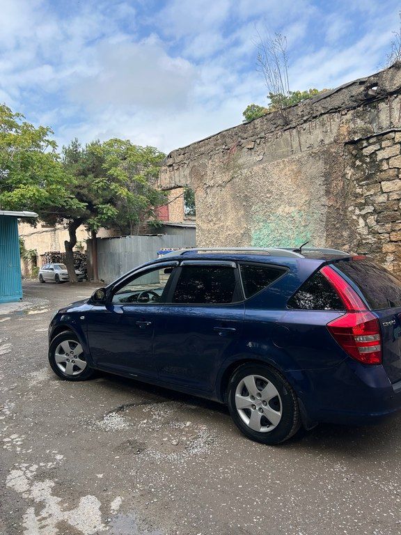 Kia Ceed SW, 1.6 L, 2009 il, 400 000 km 88-CK-503 — Avtomobillər, Bakı (9)