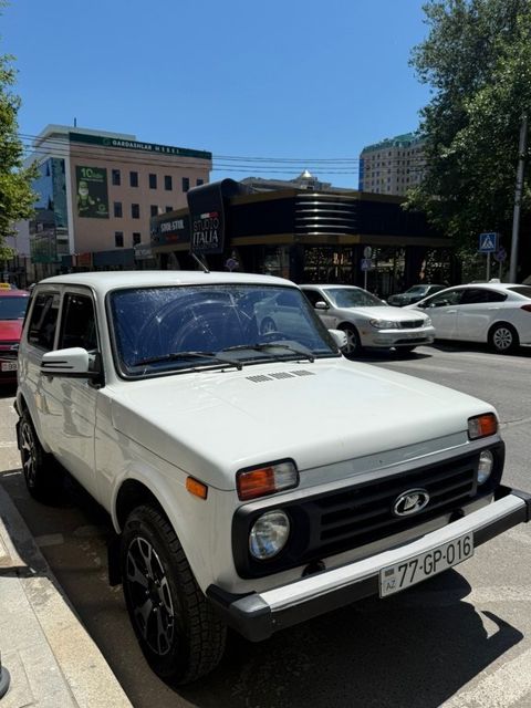 Lada (VAZ) Niva, 1.7 L, 2020 il, 80 000 km — Bakı