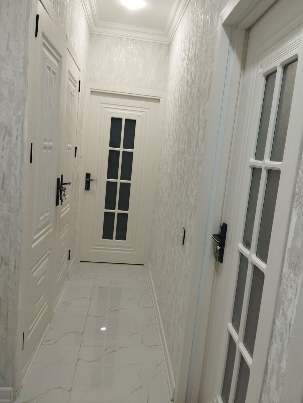 Gence prospektinde en hundur yede, Leningrad proektli ganuni 3 otaq — Mətbəx mobilyası, Bakı (5)
