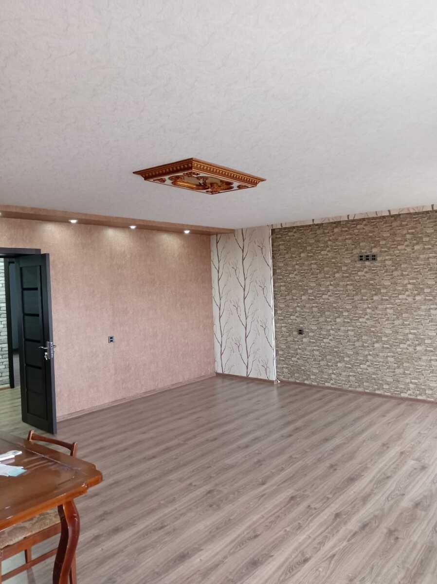 Satılır 5 otaqlı köhnə tikili 96 m² — Mənzil, Gəncə (12)
