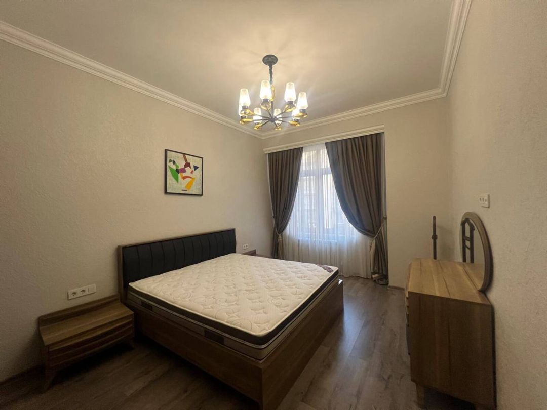 İcarəyə verilir 4 otaqlı yeni tikili 200 m² — Mənzil, Bakı (8)
