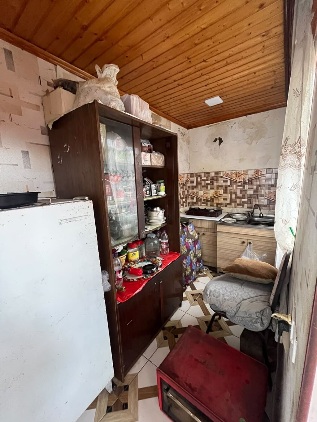 Sabunçu ərazisində orta təmirli 2 otaqlı həyət evi satılır. Qaz, as — Ev, villa, Bakı (2)