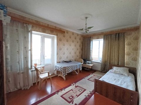 Satılır 2 otaqlı köhnə tikili 47 m² — Bakı