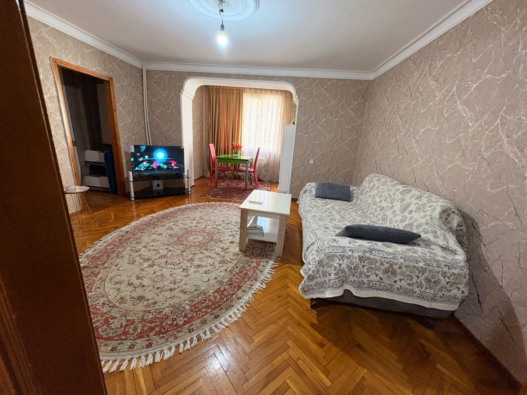 Satılır 3 otaqlı köhnə tikili 75 m² — Mənzil, Bakı