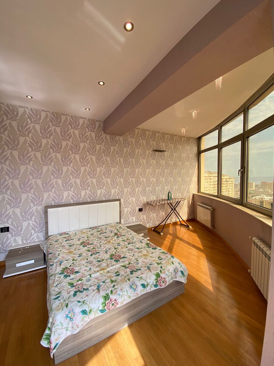 İcarəyə verilir 3 otaqlı yeni tikili 180 m² — Mənzil, Bakı (12)
