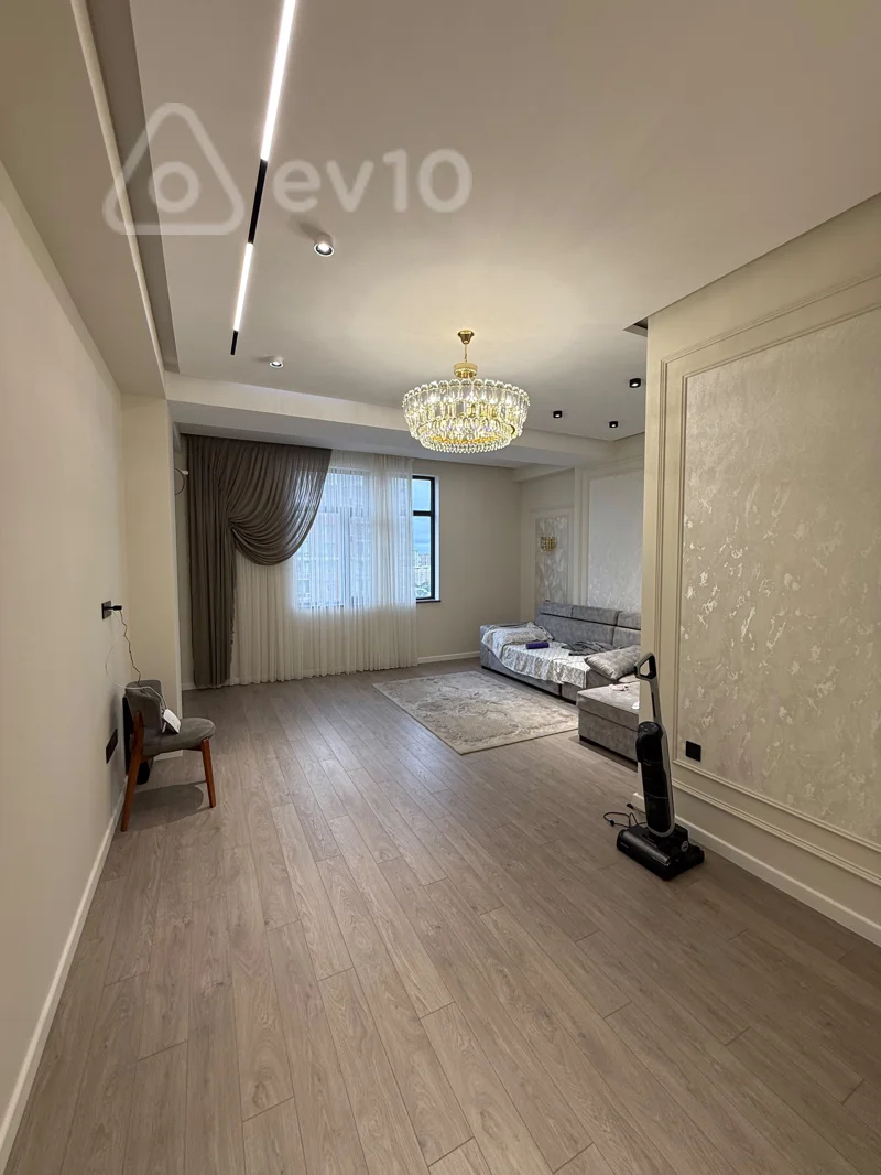 3 otaqlı mənzil, 111 m², xan Şuşinski küçəsi — Mənzil, Bakı (3)
