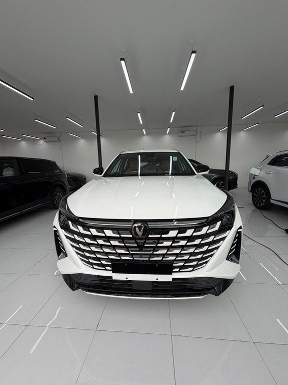 Changan Uni-Z, 1.5 L, 18.4 kWh, 2025 il, yeni — Avtomobillər, Bakı