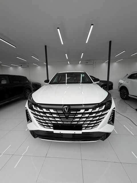 Changan Uni-Z, 1.5 L, 18.4 kWh, 2025 il, yeni — Bakı