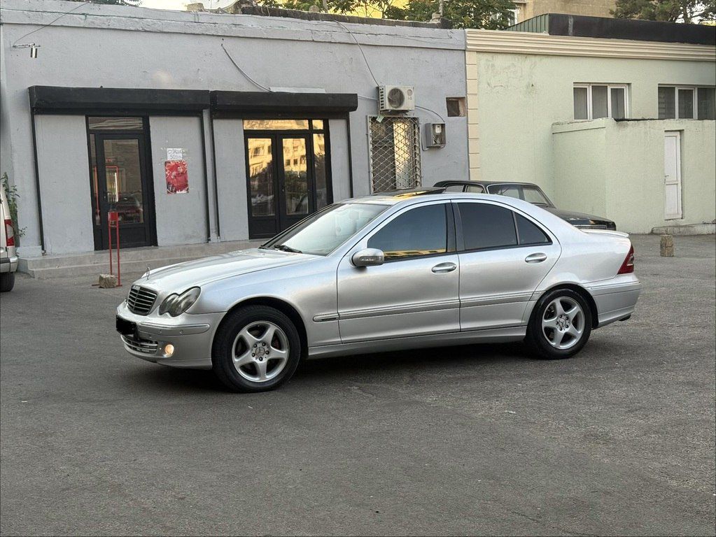 Mercedes C 200, 2.0 L, 2001 il, 245 450 km 77-TN-392 — Avtomobillər, Bakı (5)