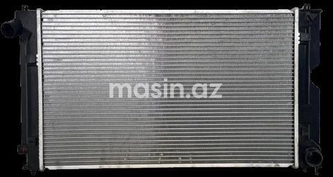 Toyota Corolla - Su radiatoru — 165 ₼ · Bakı · Ehtiyat hissələri Toyota Corolla - Su radiatoru — Bakı