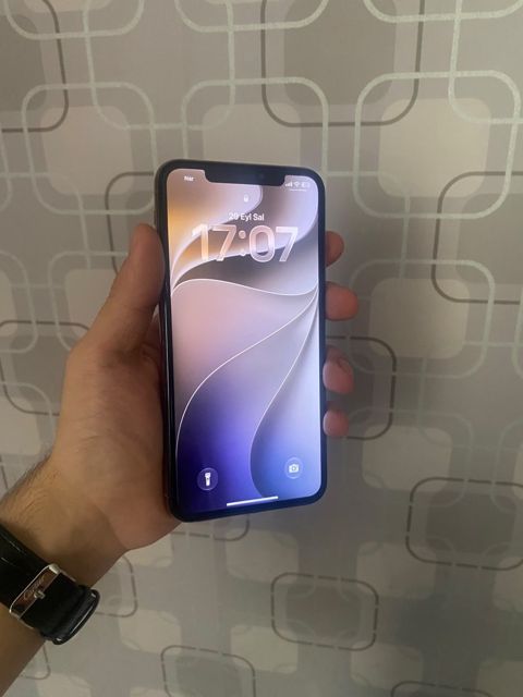 Apple iPhone 11 Pro Max Gold 64GB/4GB — Bakı