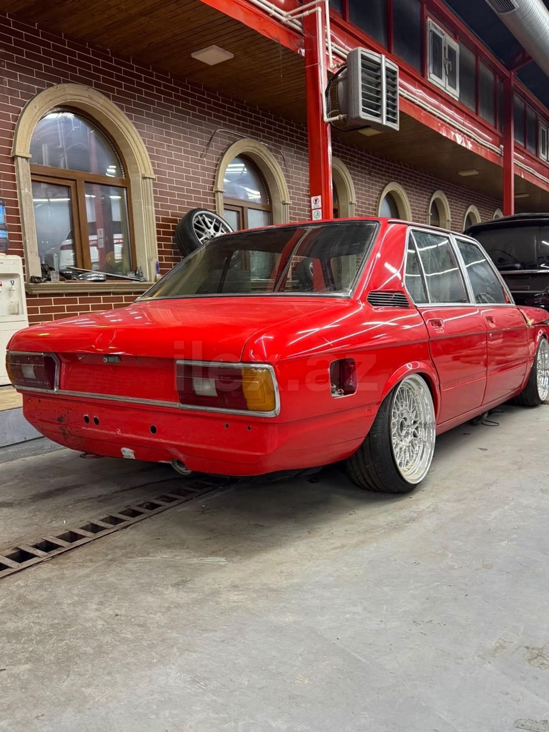 1980 BMW 518, 1.8 L, 1980, 178,220 km — Avtomobillər, Bakı (3)