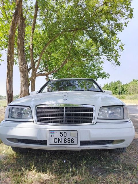 Mercedes C 200, 2.0 L, 1997 il, 380 434 km — 9 700 ₼ · Xudat · Avtomobillər Mercedes C 200, 2.0 L, 1997 il, 380 434 km — Xudat
