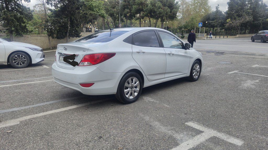 Hyundai Accent, 1.4 L, 2017 il, 165 000 km — Avtomobillər, Bakı (10)