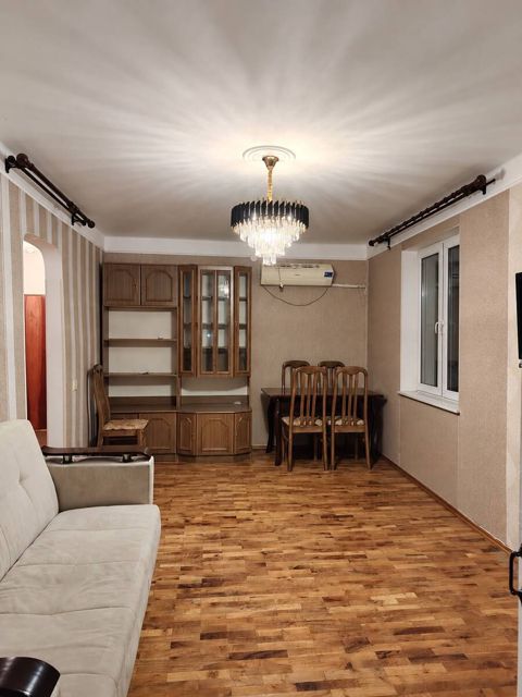 Satılır 1 otaqlı köhnə tikili 36 m² — Bakı