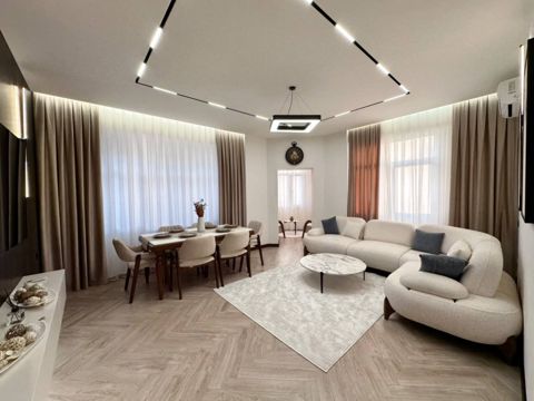 Satılır 2 otaqlı yeni tikili 93 m² — 373 000 ₼ · Bakı · Mənzil Satılır 2 otaqlı yeni tikili 93 m² — Bakı