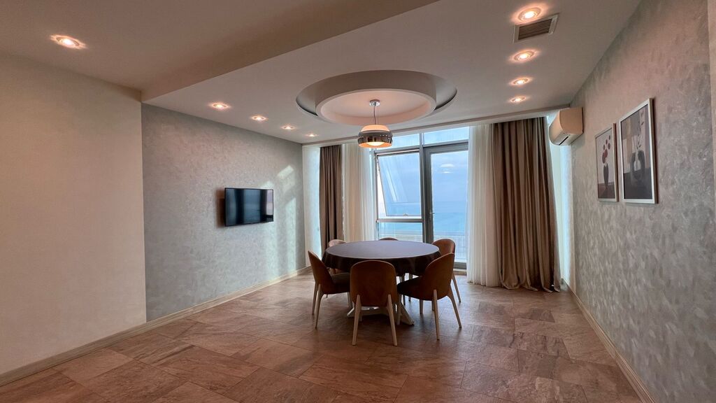 İcarəyə verilir 4 otaqlı yeni tikili 350 m² — Mənzil, Bakı (6)