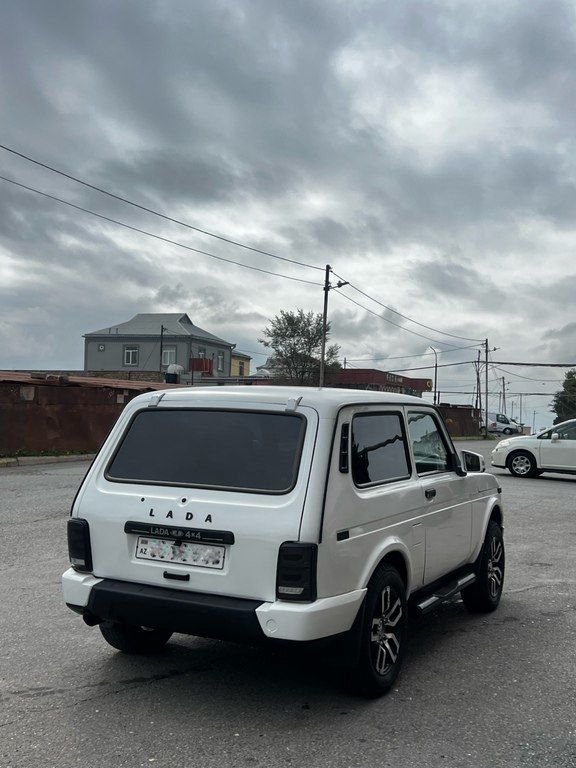 Lada (VAZ) Niva, 1.7 L, 2011 il, 190 500 km — Avtomobillər, Bakı (4)