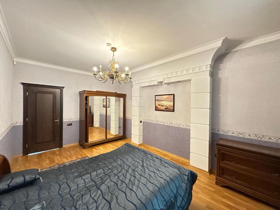 Satılır 5 otaqlı həyət evi/bağ evi 400 m² — Ev, villa, Bakı (10)