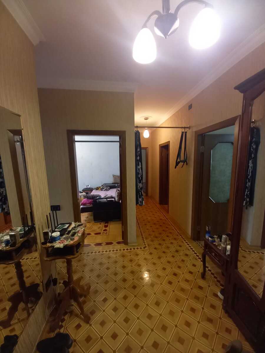 Satılır 5 otaqlı köhnə tikili 120 m² — Mənzil, Bakı (7)