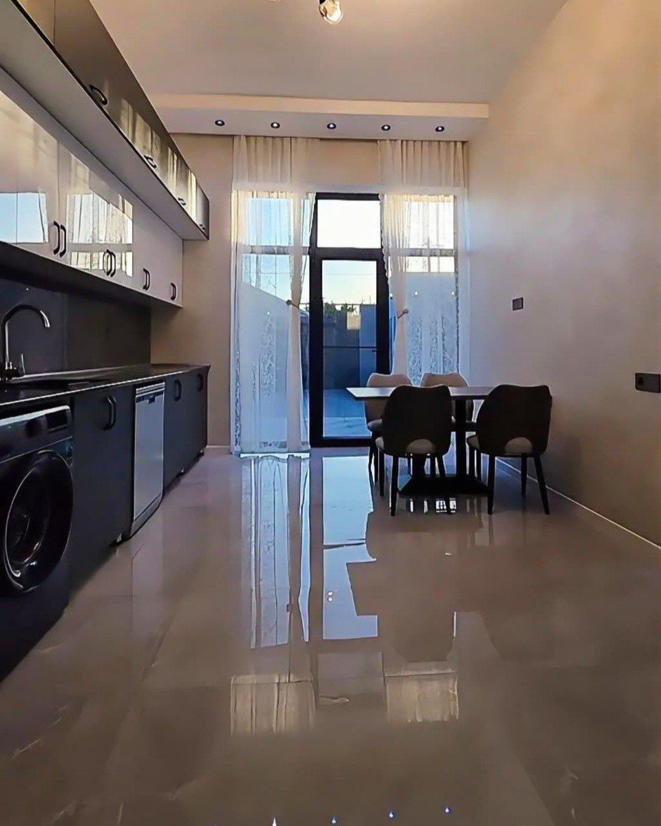 Satılır 4 otaqlı həyət evi/bağ evi 250 m² — Ev, villa, Bakı (7)
