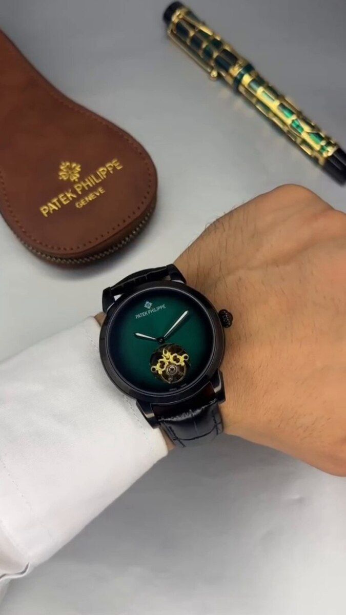 Patek Philippe qol saatı — Şəxsi əşyalar, Bakı (4)
