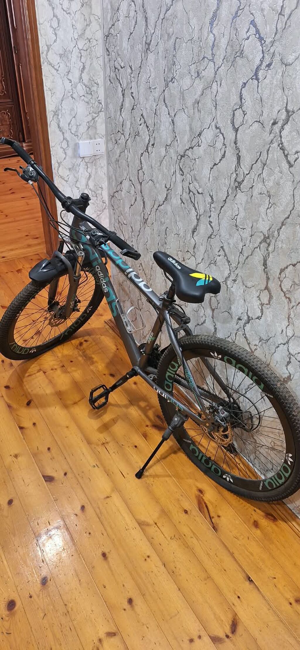 Velosiped – dağ/şəhər tipli, 26" təkərli Xüsusiyyətlər: - Çərçivə — Dağ velosipedləri, Bakı (2)