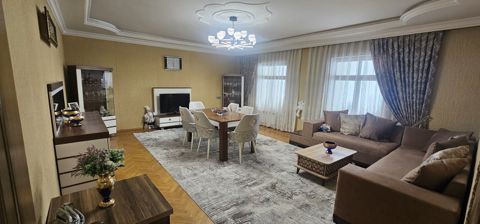 İcarəyə verilir 5 otaqlı köhnə tikili 110 m² — 1 000 ₼ · Bakı · Mənzil İcarəyə verilir 5 otaqlı köhnə tikili 110 m² — Bakı