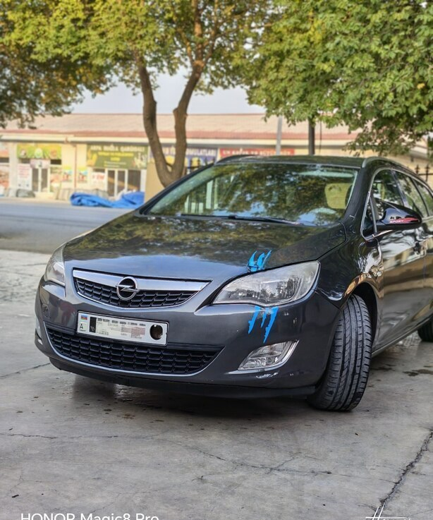 Opel Astra, 2011 il, 271000 km, 1.3 L — Avtomobillər, Sabirabad