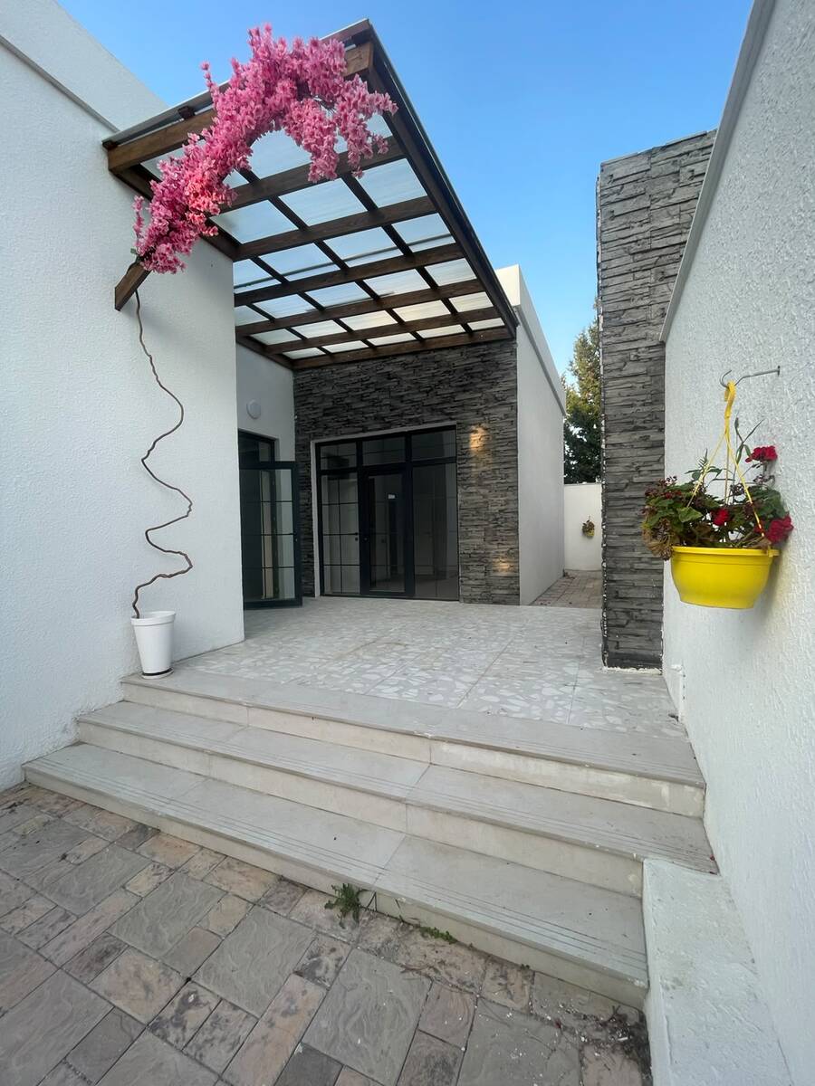 Satılır 4 otaqlı həyət evi/bağ evi 122 m² — Ev, villa, Bakı (2)