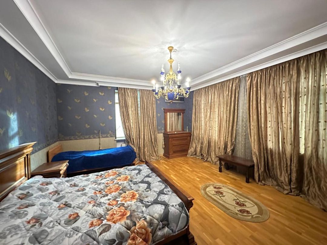 Satılır 5 otaqlı həyət evi/bağ evi 400 m² — Ev, villa, Bakı (5)