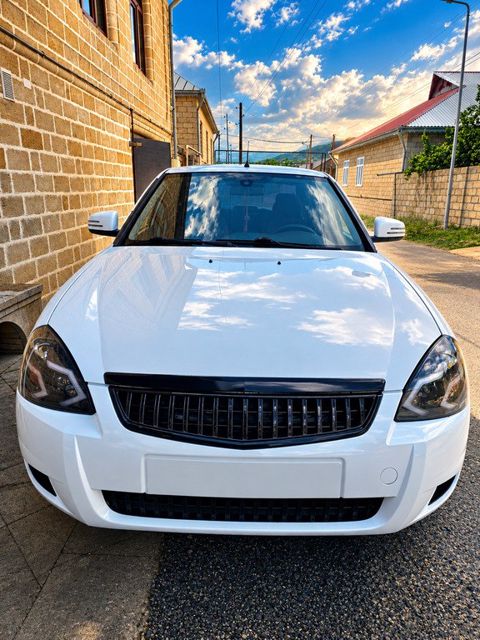Lada (VAZ) Priora, 1.6 L, 2015 il, 280 000 km — 10 500 ₼ · 2015 · 1.6 L · 280 000 km · Şamaxı · Avtomobillər Lada (VAZ) Priora, 1.6 L, 2015 il, 280 000 km — Şamaxı