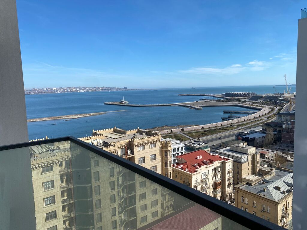 Satılır 5 otaqlı yeni tikili 303.8 m² — Mənzil, Bakı (9)