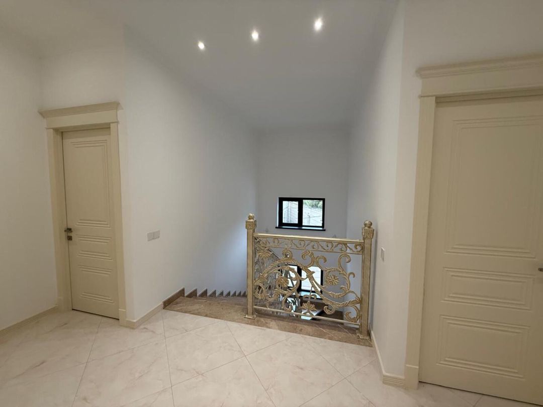 Satılır 6 otaqlı həyət evi/bağ evi 320 m² — Ev, villa, Bakı (10)