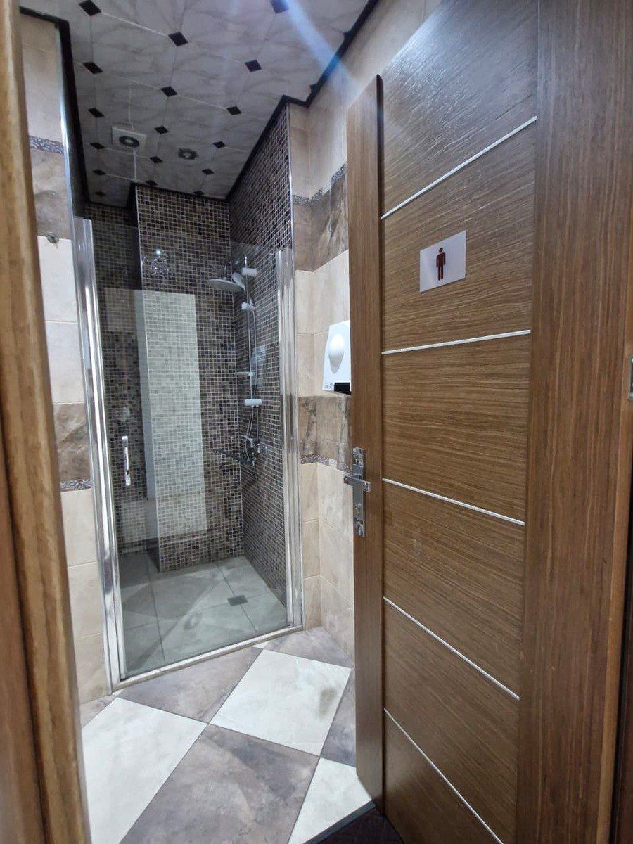 İcarəyə verilir 8 otaqlı yeni tikili 285 m² — Mənzil, Bakı (10)