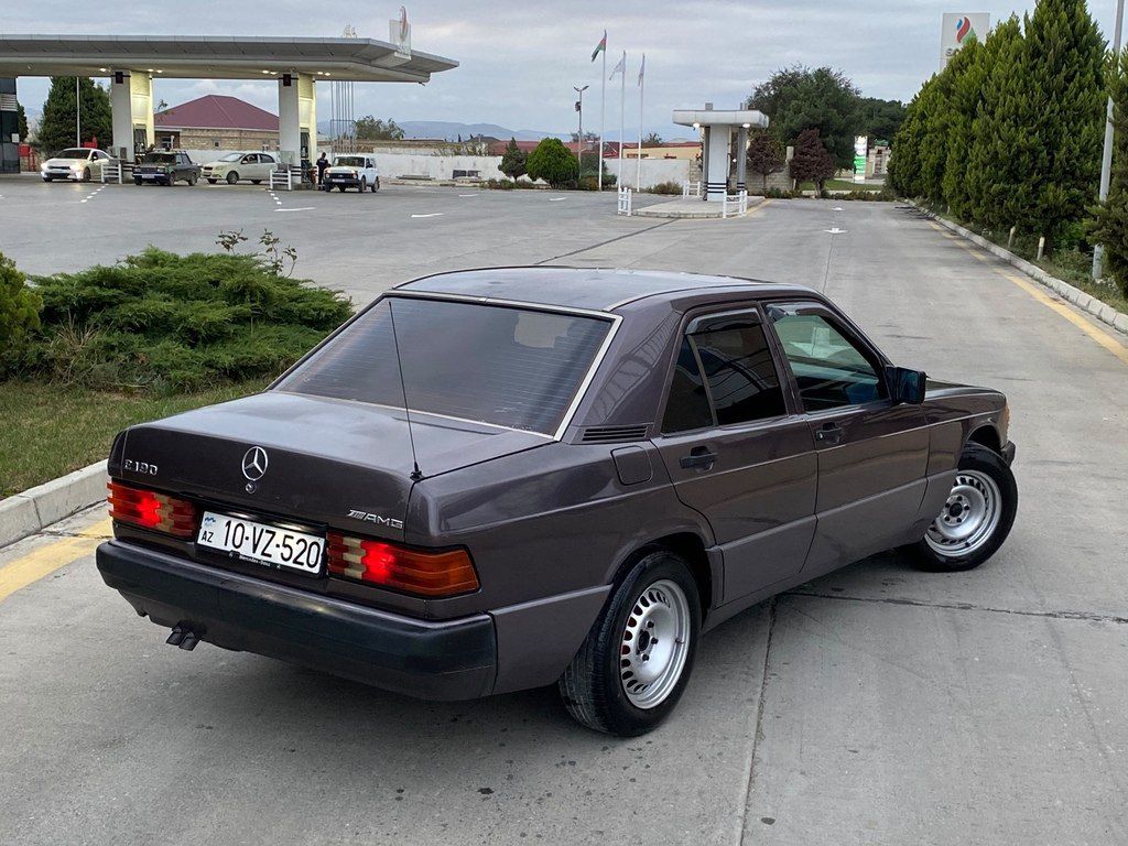 Mercedes 190, 2.0 L, 1990 il, 275 000 km 10-VZ-520 — Avtomobillər, Bakı (8)