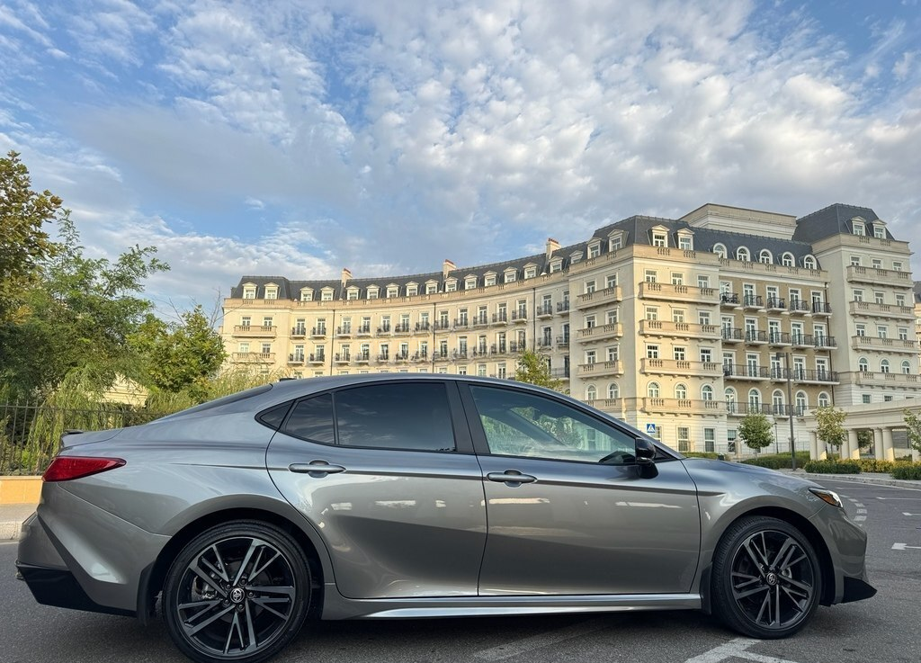 Toyota Camry, 2025 il, 7000 km, 2.5 L 99-OB-009 — Avtomobillər, Bakı (4)