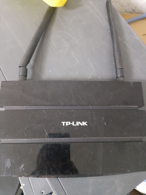 TP-Link TD-W8970 (EU) V3.0 – 300Mbps Wireless N Gigabit ADSL2+ — Bakı