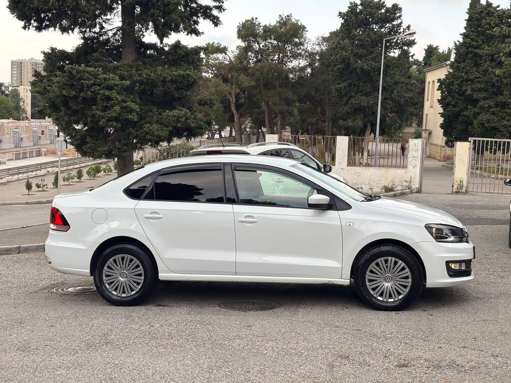 Volkswagen Polo, 1.6 L, 2018 il, 141 300 km — Avtomobillər, Bakı (5)