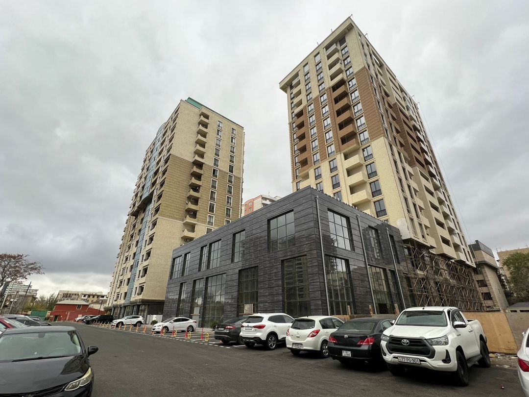 Satılır 3 otaqlı yeni tikili 81 m² — Mənzil, Bakı