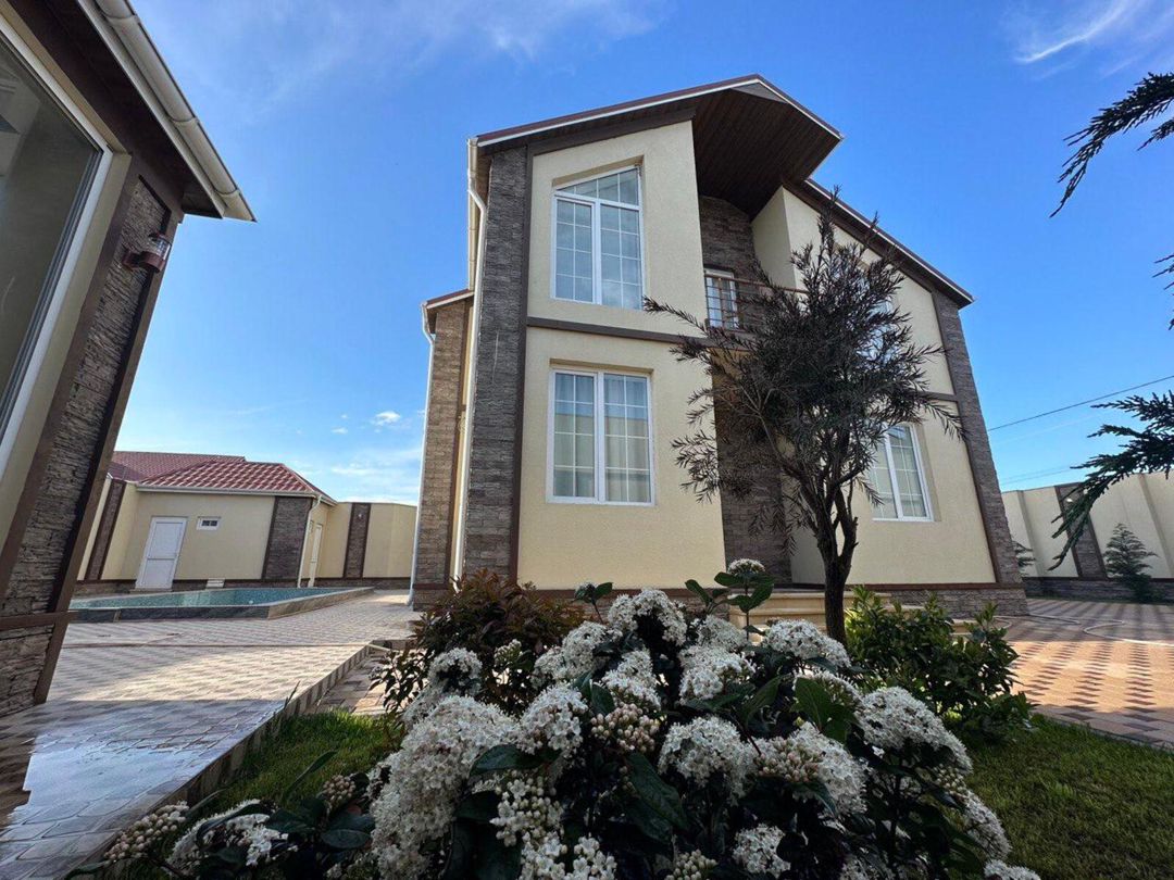 Satılır 4 otaqlı həyət evi/bağ evi 206 m² — Ev, villa, Bakı (2)
