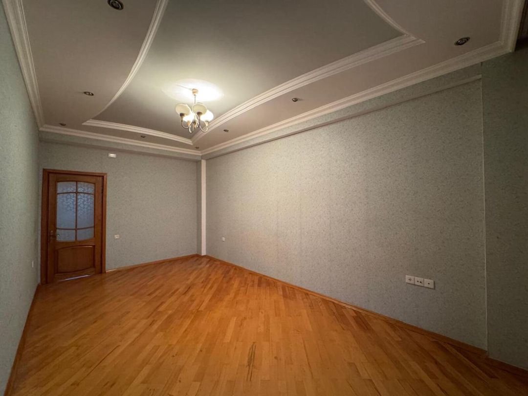 Satılır 4 otaqlı yeni tikili 160 m² — Mənzil, Bakı (11)