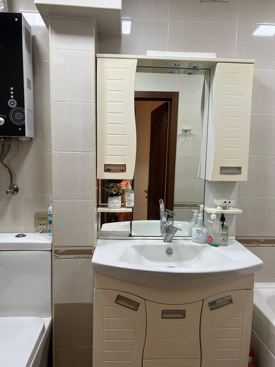 Satılır 3 otaqlı köhnə tikili 70 m² — Mənzil, Bakı (10)