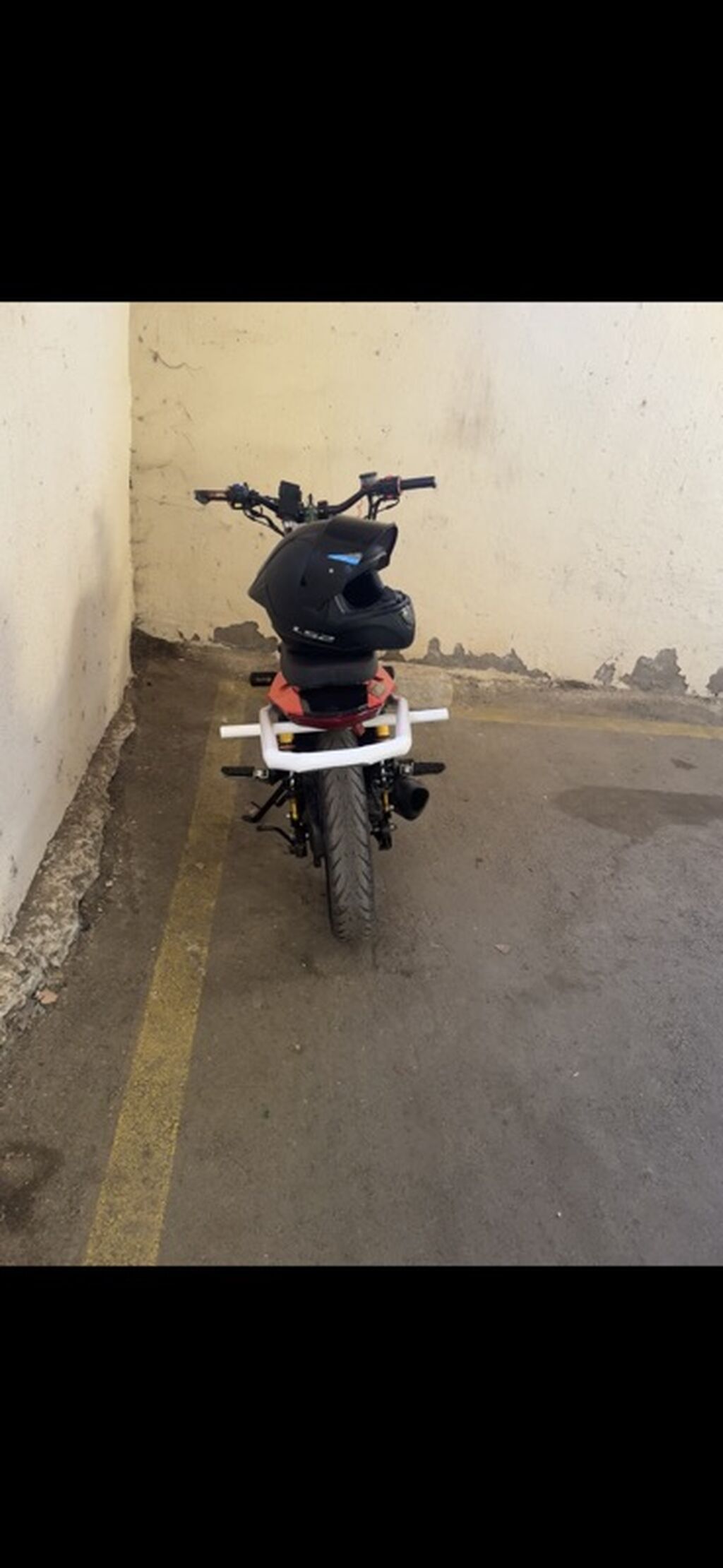 Yüngül isdifade cızıqları var L razmerdi içi idyal vezyetdedi az — Motosiklet geyimi, Bakı (3)