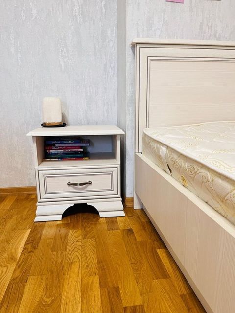Bir nəfərlik taxta çarpayı dəsti - Rəng: açıq bej/ivory, klassik — 390 ₼ · Bakı · Yataqlar Bir nəfərlik taxta çarpayı dəsti - Rəng: açıq bej/ivory, klassik — Bakı