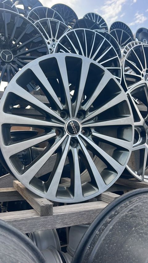 Range Rover 2012 diskləri R20 — 1 300 ₼ · Bakı · Ehtiyat hissələri və aksesuarlar Range Rover 2012 diskləri R20 — Bakı