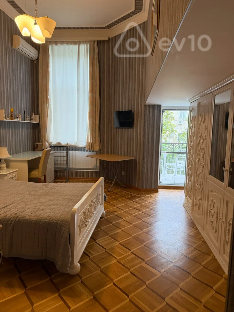 2 otaqlı mənzil, 70 m², Nizami küçəsi — kirayə — Mənzil, Bakı (9)