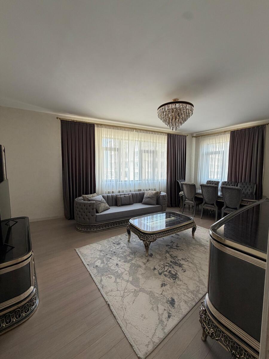 Satılır 2 otaqlı yeni tikili 100 m² — Mənzil, Bakı (4)